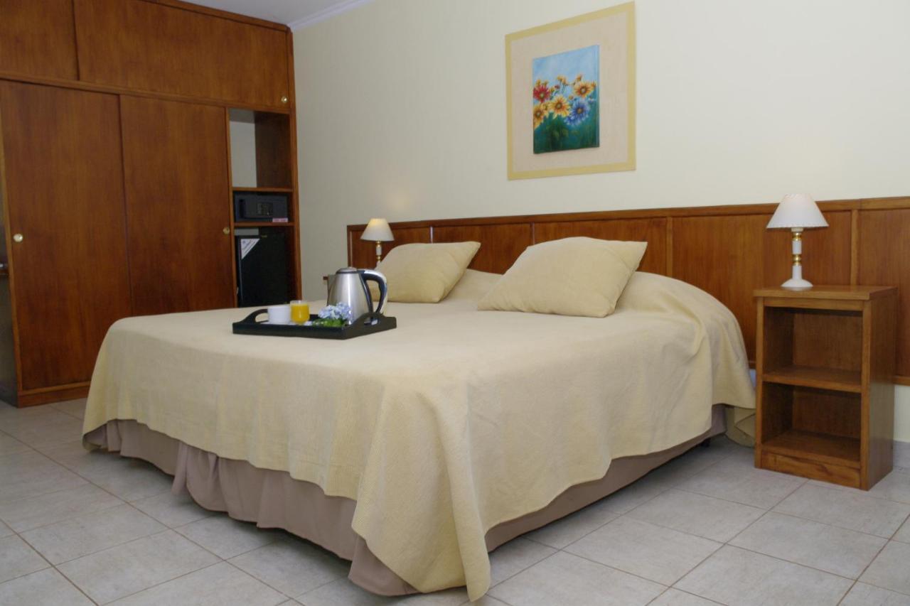 Hotel Che Roga Eldorado Ruang foto
